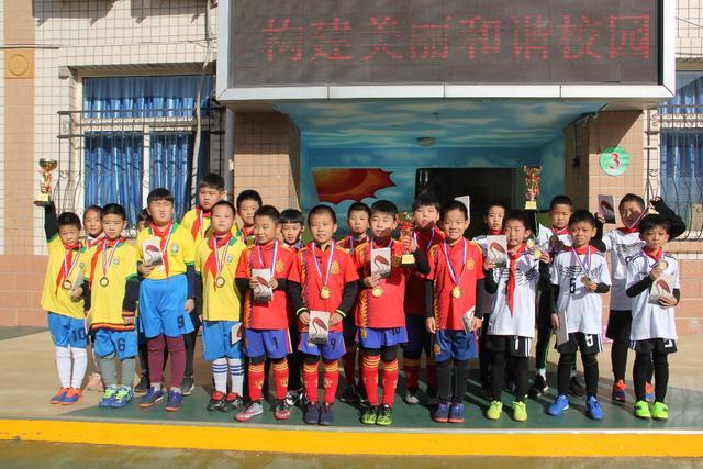 1分钟科普站丨这个太极动作帮助健脾和胃 让肠胃舒服一整天